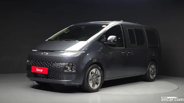 Hyundai Staria