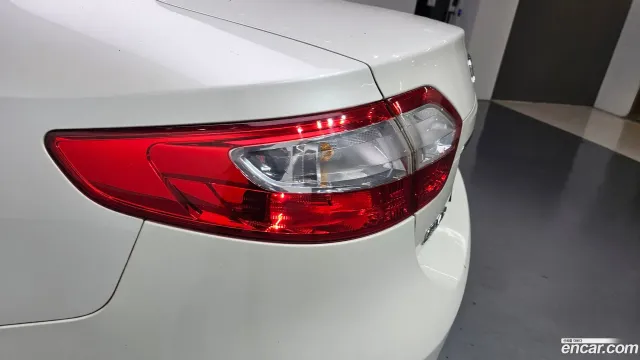 Renault SM3