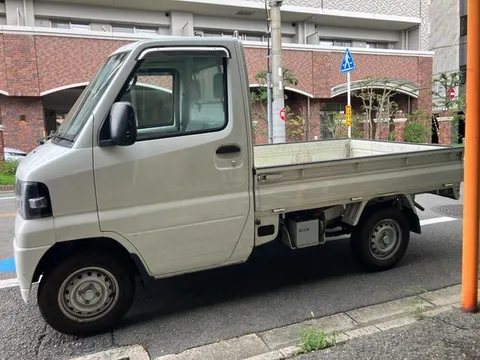 Mitsubishi Minicab Truck