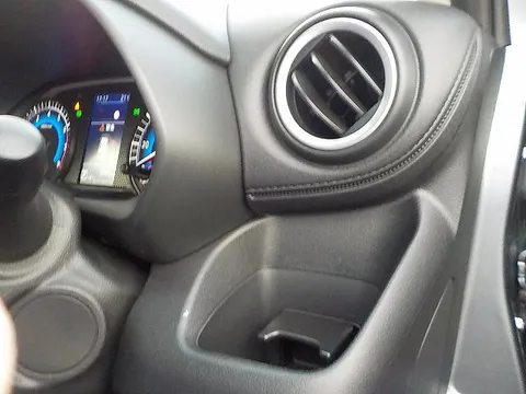 Mitsubishi eK X