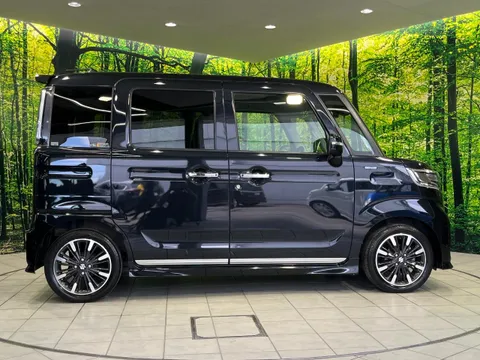 Suzuki Spacia Custom