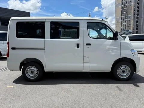 Toyota TownAce Van