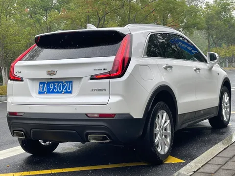 Cadillac XT4
