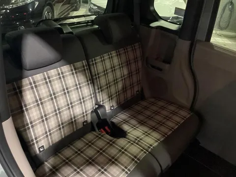 Honda N-BOX Joy