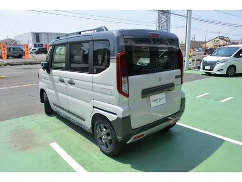Suzuki Spacia Gear