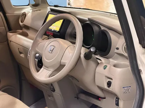 Honda N-BOX Plus