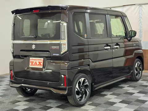 Suzuki Spacia Custom