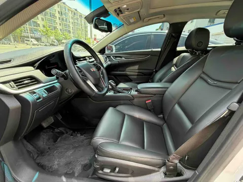 Cadillac XTS