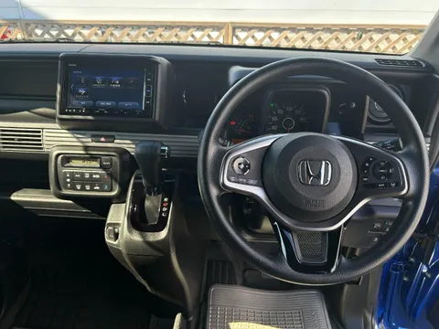 Honda N-VAN Plus Style