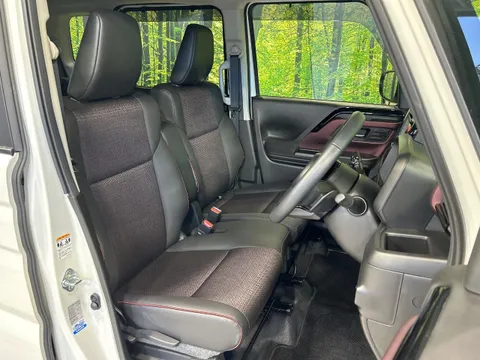 Suzuki Spacia Custom