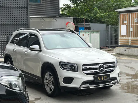 Mercedes-Benz Mercedes-Benz GLB