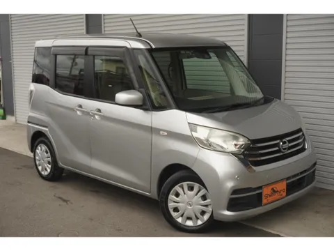 Nissan Dayz Roox