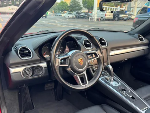 Porsche 718