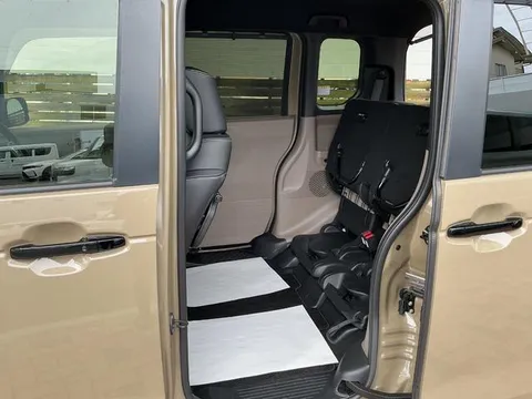 Honda N-BOX Joy
