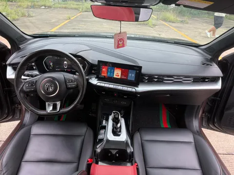 MG MG5