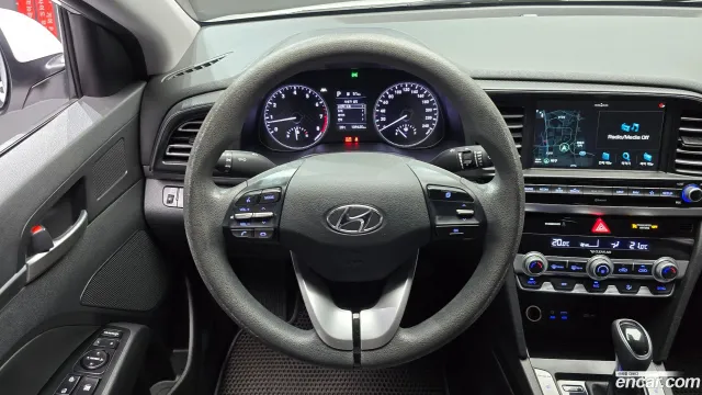Hyundai Elantra (Avante)