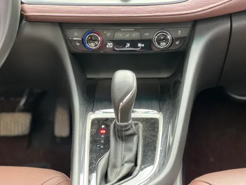 Buick GL6
