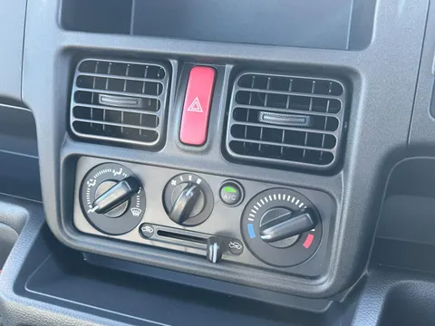 Nissan Clipper Truck