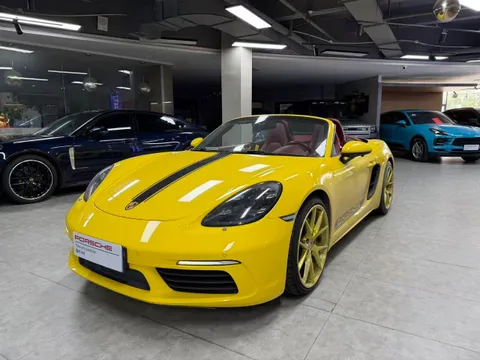 Porsche 718