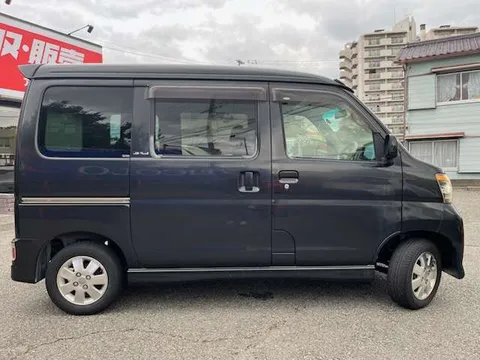 Daihatsu Atrai Wagon