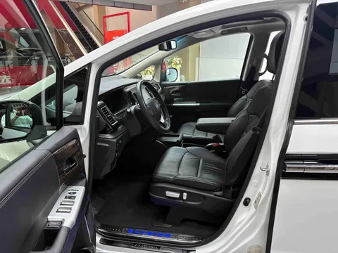 Honda Elysion