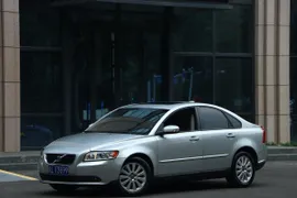Volvo S40