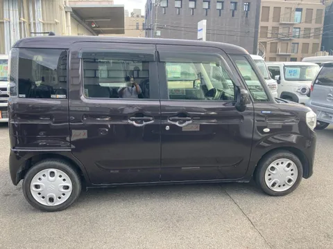 Suzuki Spacia