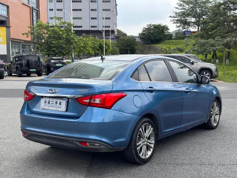 Chery Arrizo 5