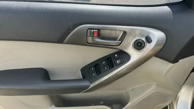 Kia Cerato (Forte)