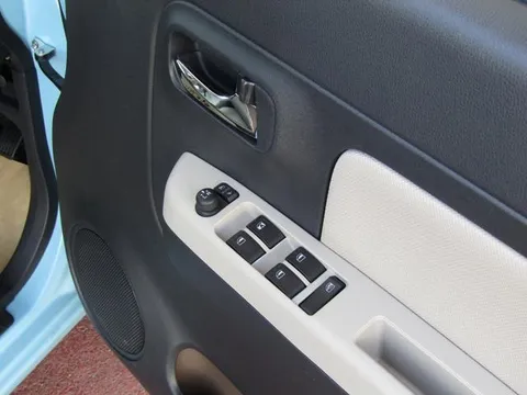 Daihatsu Mira Tocot