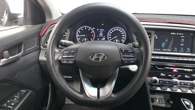 Hyundai Elantra (Avante)