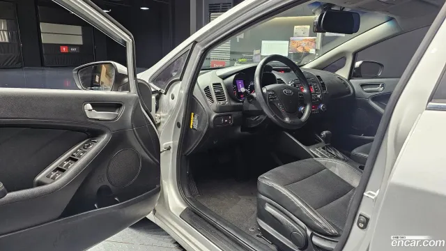 Kia Cerato (K3)