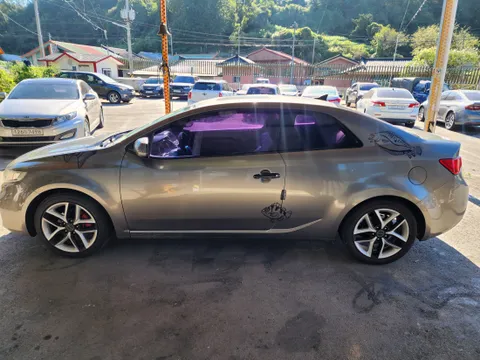 Kia Cerato (Forte)