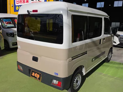 Toyota Pixis Van