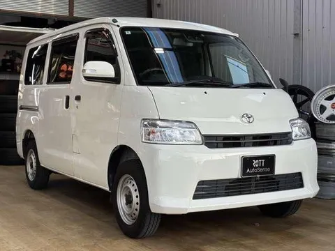 Toyota TownAce Van