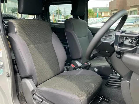 Suzuki Jimny Sierra
