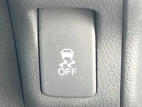 Honda N-BOX Slash