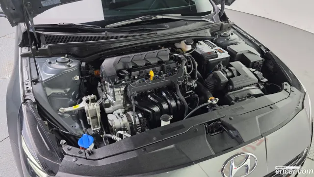 Hyundai Elantra (Avante)