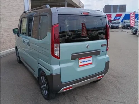 Suzuki Spacia Gear