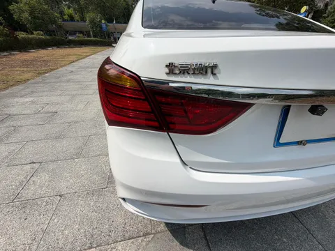 Hyundai Mistra