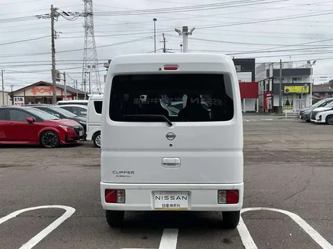 Nissan Clipper