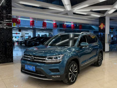 Volkswagen Tharu