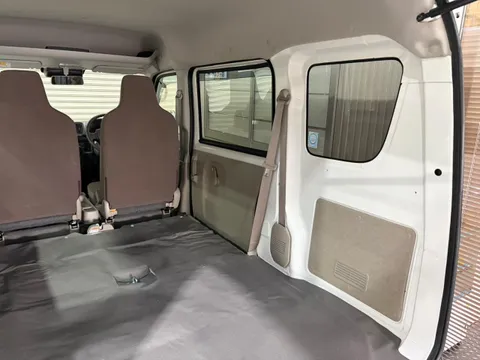 Mitsubishi Minicab Van
