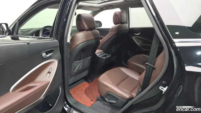 Hyundai Grand Santa Fe (Maxcruz)