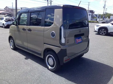 Honda N-BOX Joy