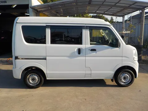Nissan Clipper