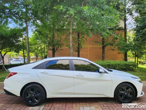Hyundai Elantra (Avante)