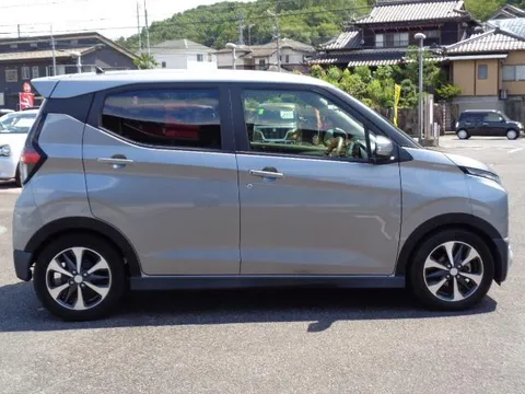Mitsubishi eK X