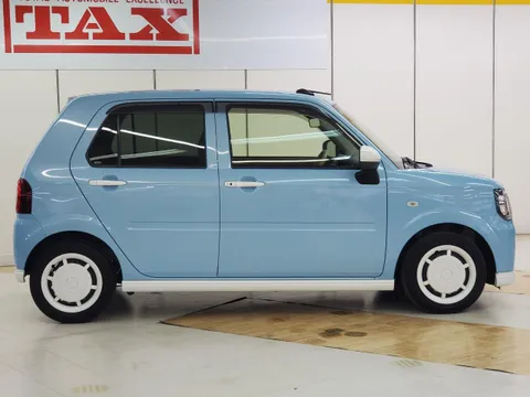 Daihatsu Mira Tocot