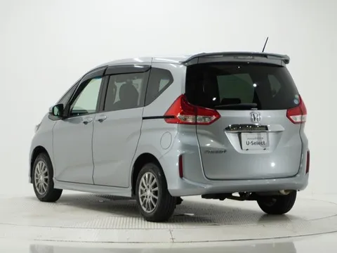 Honda Freed Plus